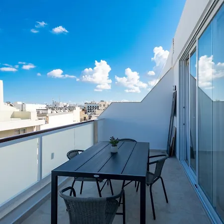 Gorgeous Penthouse With Sea View Appartamento St. Paul's Bay